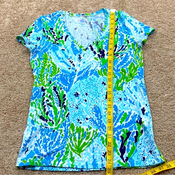 Lilly Pulitzer Women Size S Cotton Multicolor T
-Shirt V-Neck - Picture 4 of 4